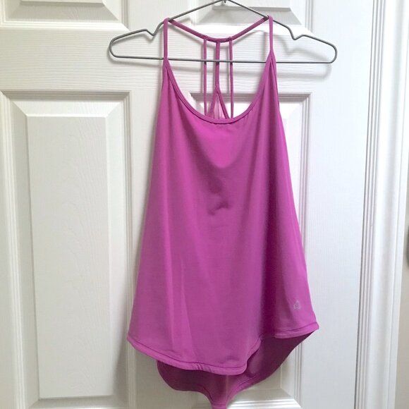 💗SEE VIDEO!💗 Cute Titika Strappy Pink Tank - Picture 3 of 9